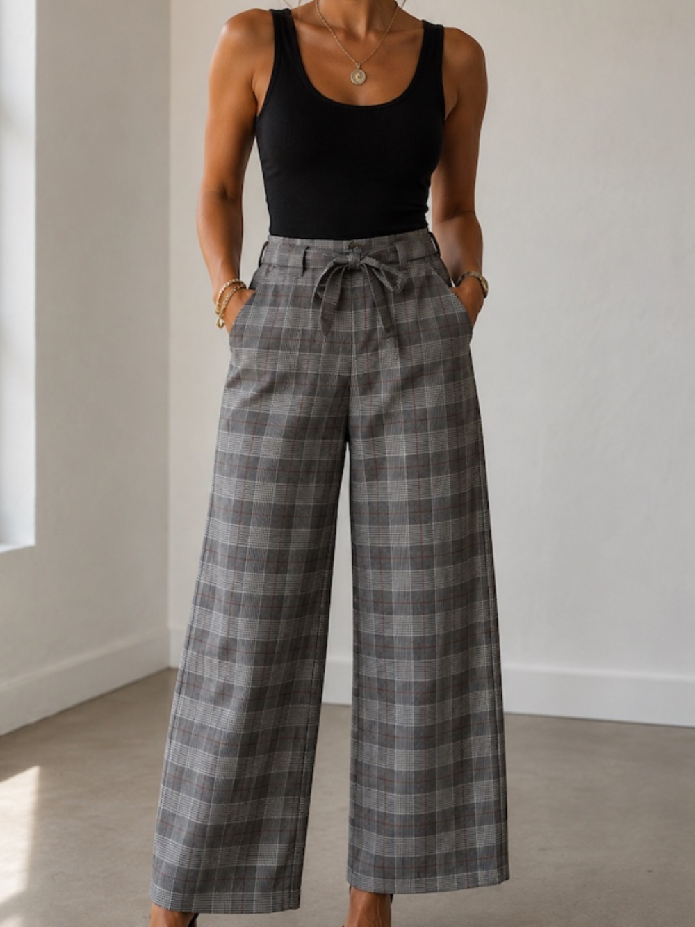 Hot Kiss Juniors Size 7 Wide Leg Pants Black Red Houndstooth Plaind Tie Waist